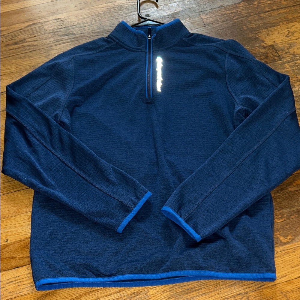 Vineyard Vines boys Navy Zip-Up Sweater great gift excellent condition
